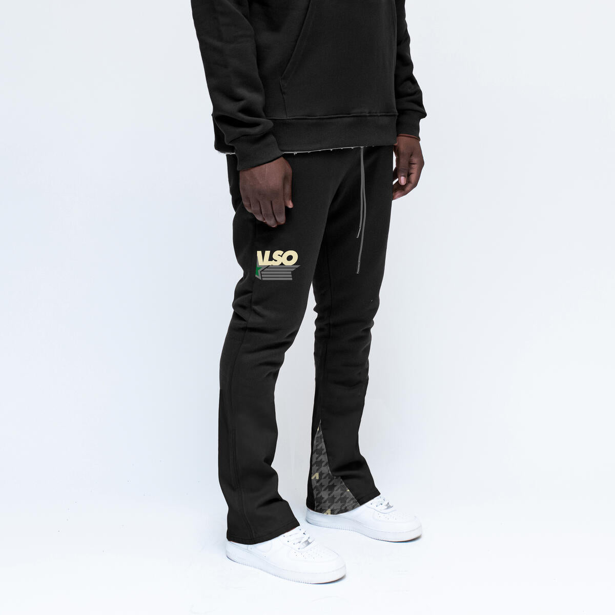 ALMOST SOMEDAY CAPITAL FLARE SWEATPANT 'BLACK'