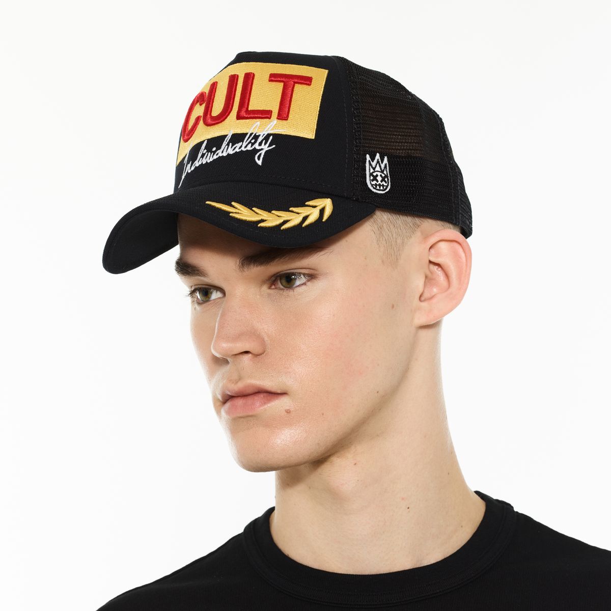 CULT LOGO MESH BACK TRUCKER HAT "CULT RACING" (625BC-CH80A)