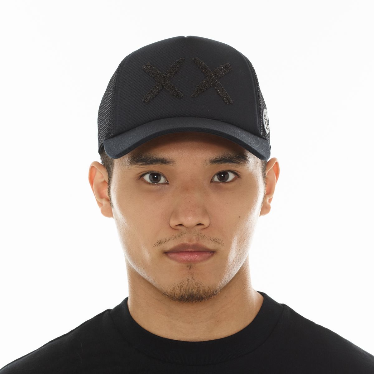 CULT BLACK CRYSTALS MESH TRUCKER HAT "XX" LOGO (626AC-CH82A)