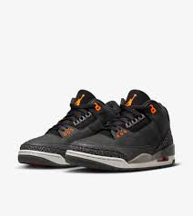 Air Jordan 3 Retro "Fear" CT8532-080