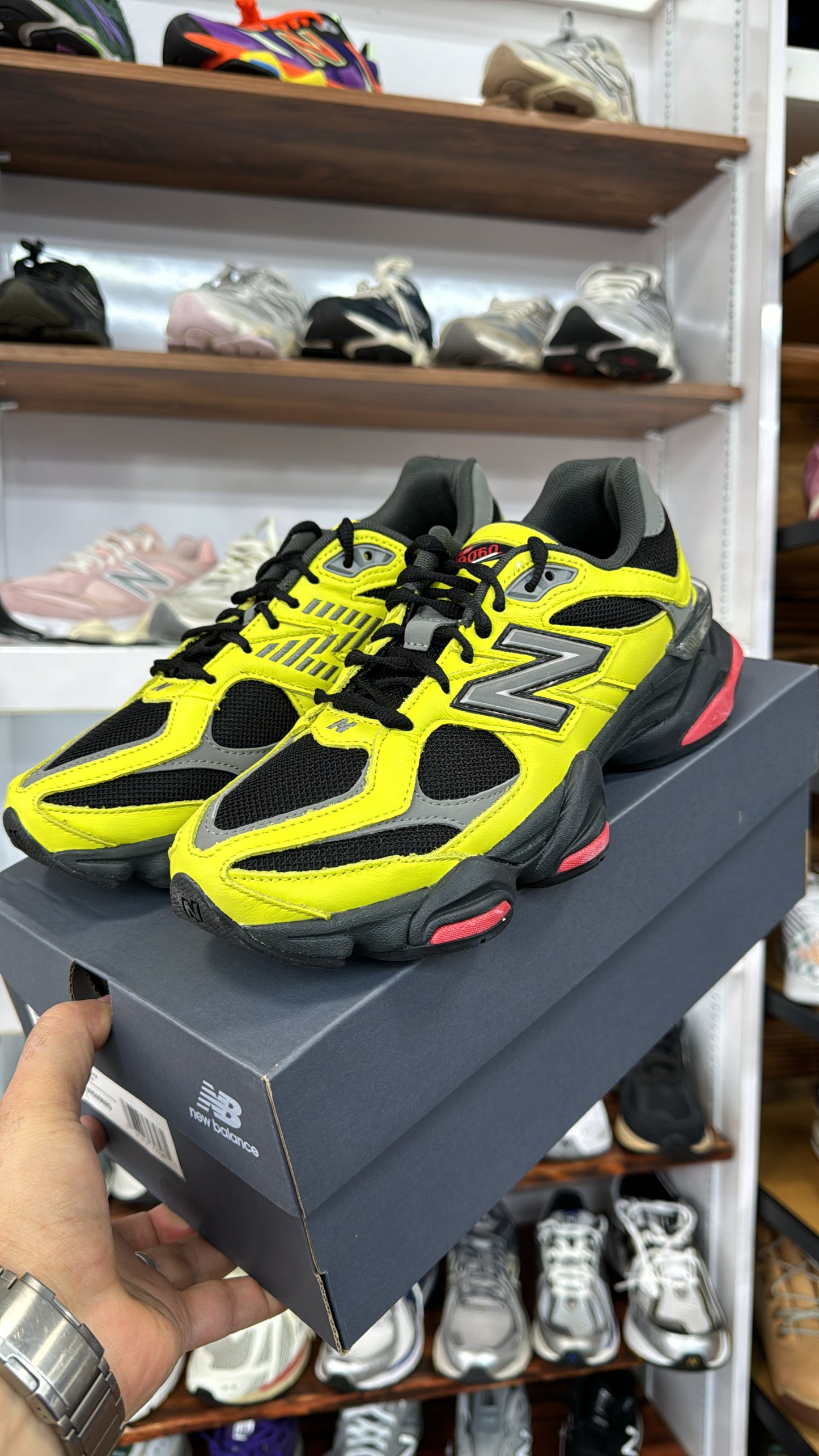 New Balance 9060 Tea Tree U9060NRG