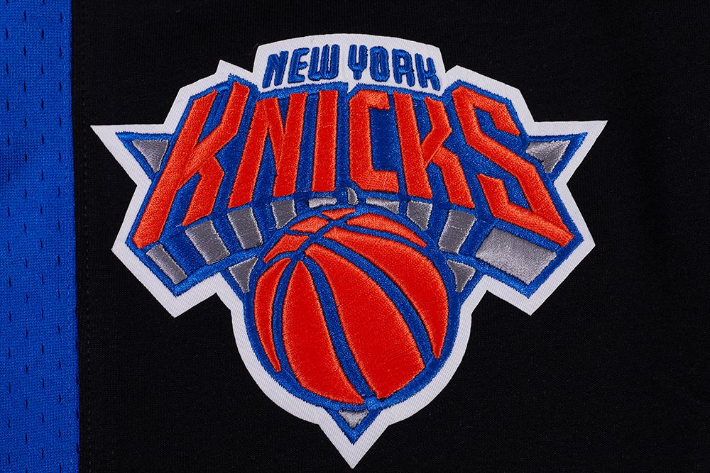 NEW YORK KNICKS MEN'S ATHLETIC SHORT SCRIPT TAIL (BNK3515427)