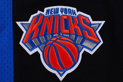 NEW YORK KNICKS MEN'S ATHLETIC SHORT SCRIPT TAIL (BNK3515427)