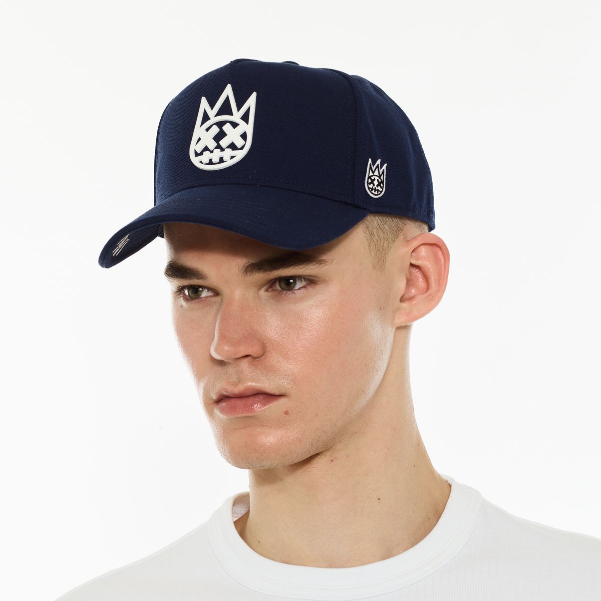 CULT CLEAN LOGO MESH BACK TRUCKER CURVED VISOR "SHIMUCHAN LOGO" (625BC-CH67A)