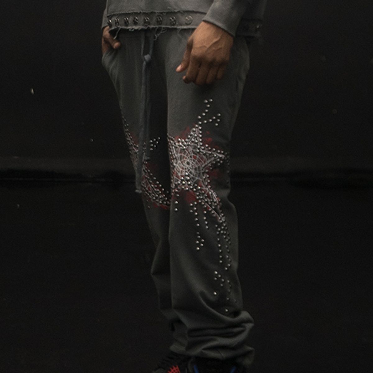 HUDSON DREAMSTATE STUD FLEECE FLARE JOGGER (609)