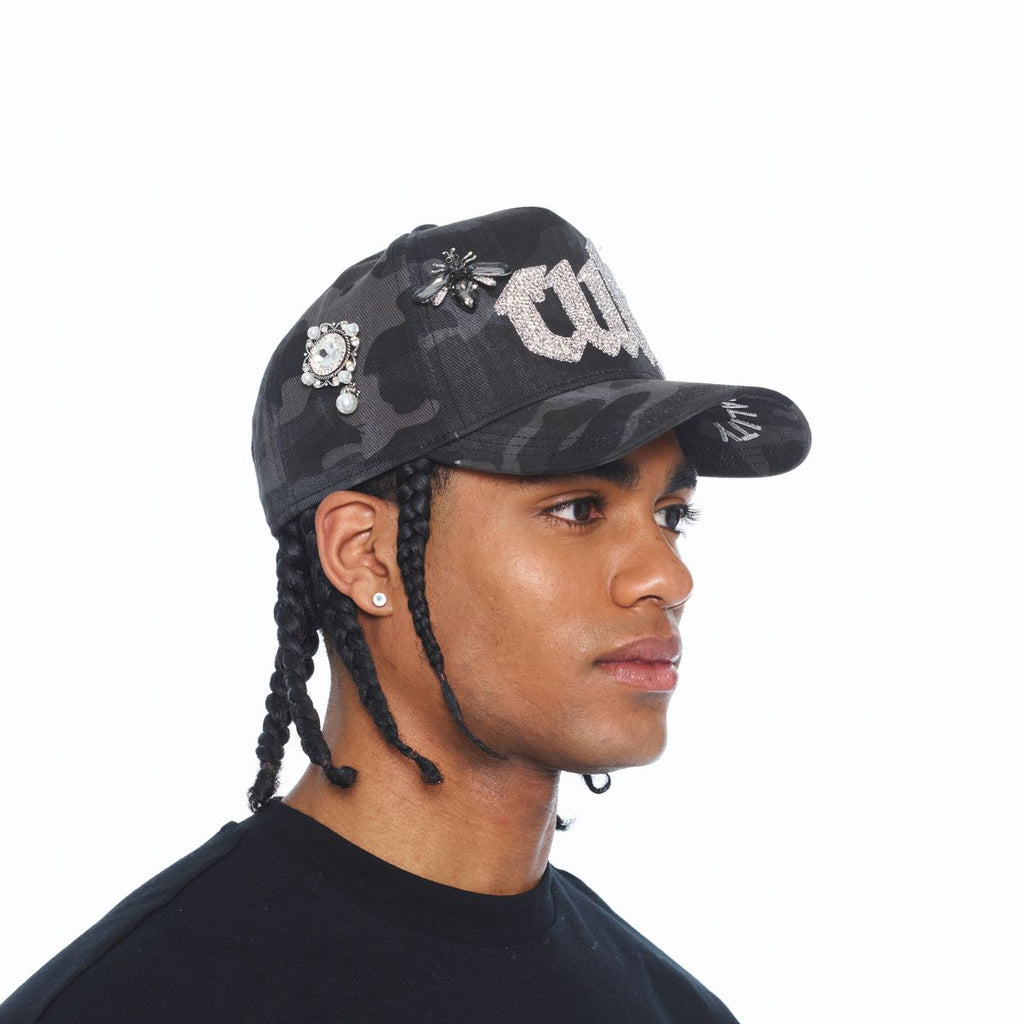 CULT MESH BACK TRUCKER CURVED VISOR "OLD ENGLISH CRYSTAL LOGO " (626BC-CH71A)