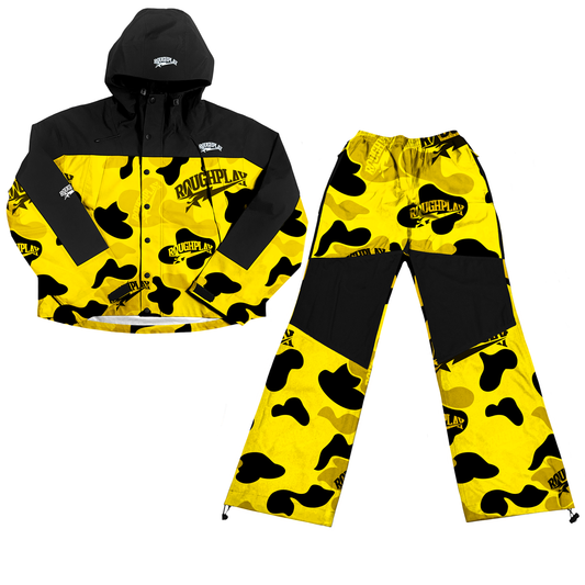 RoughPlay Water Resistance Camo Tracksuit (yellow)