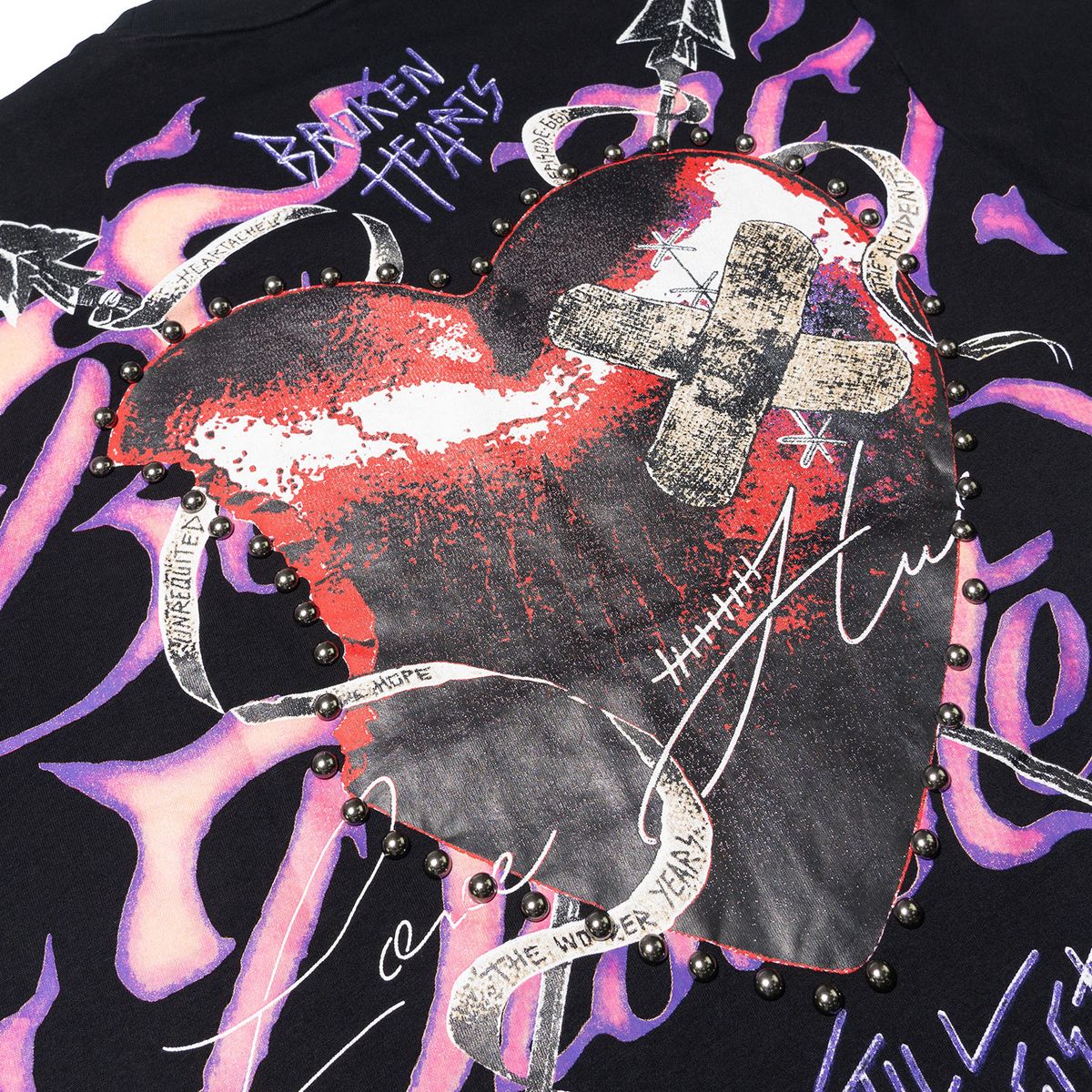 MAKOBI BEAUTIFUL DISASTER TEE (M391)
