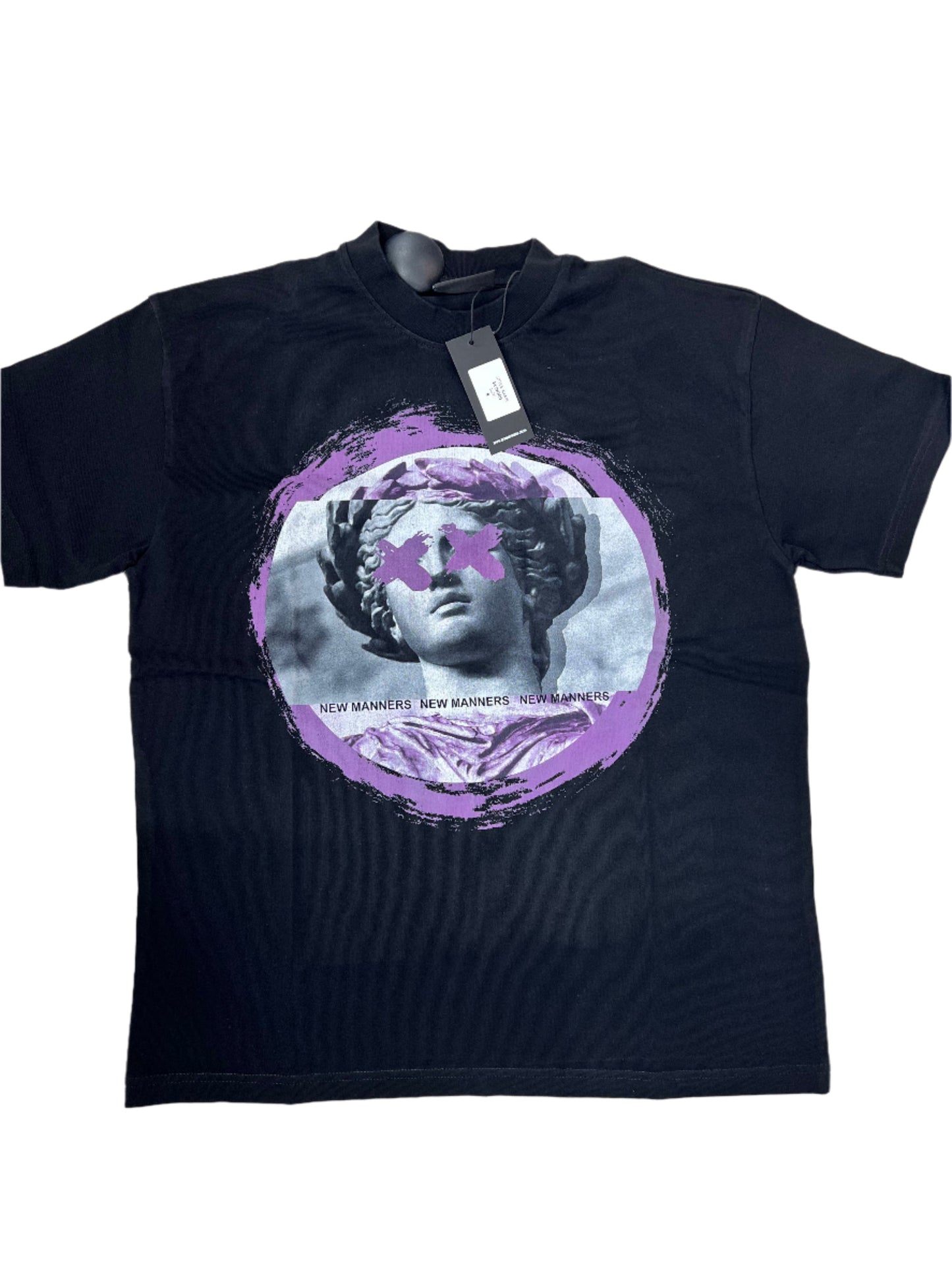 NEW MANNERS BLINDED TEE BLACK/PURPLE