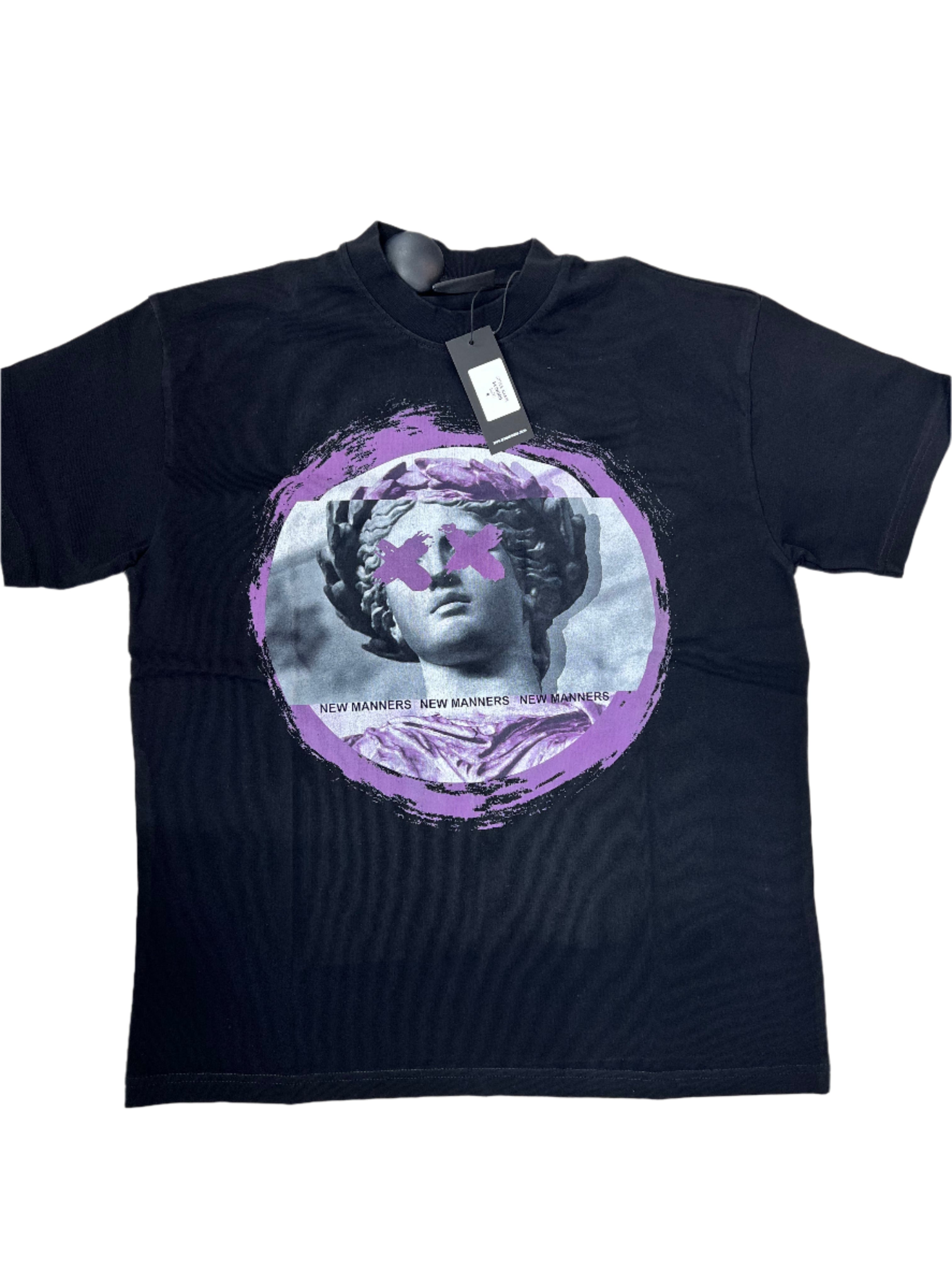NEW MANNERS BLINDED TEE BLACK/PURPLE