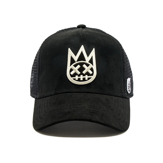CULT CLEAN LOGO MESH BACK TRUCKER HAT (625AC-CH44A)