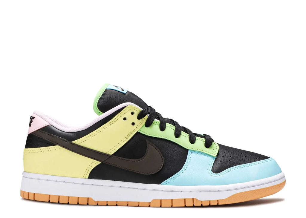 DUNK LOW SE ‘FREE.99 - BLACK’ DH0952 001