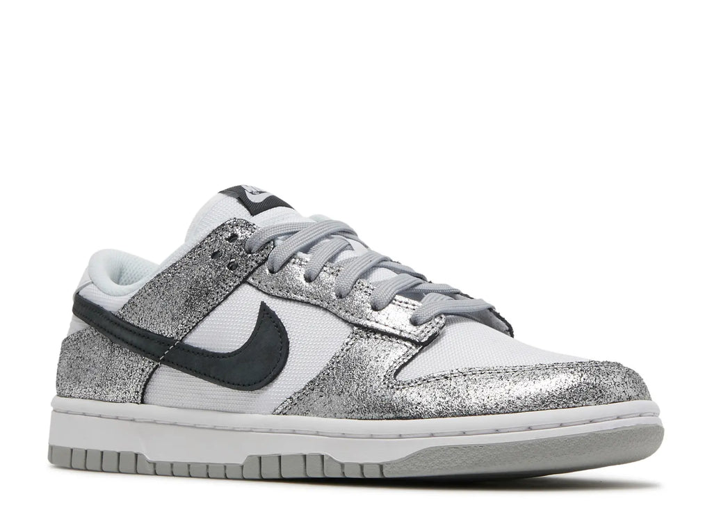 Nike Wmns Dunk Low 'Golden Gals' DO5882-001