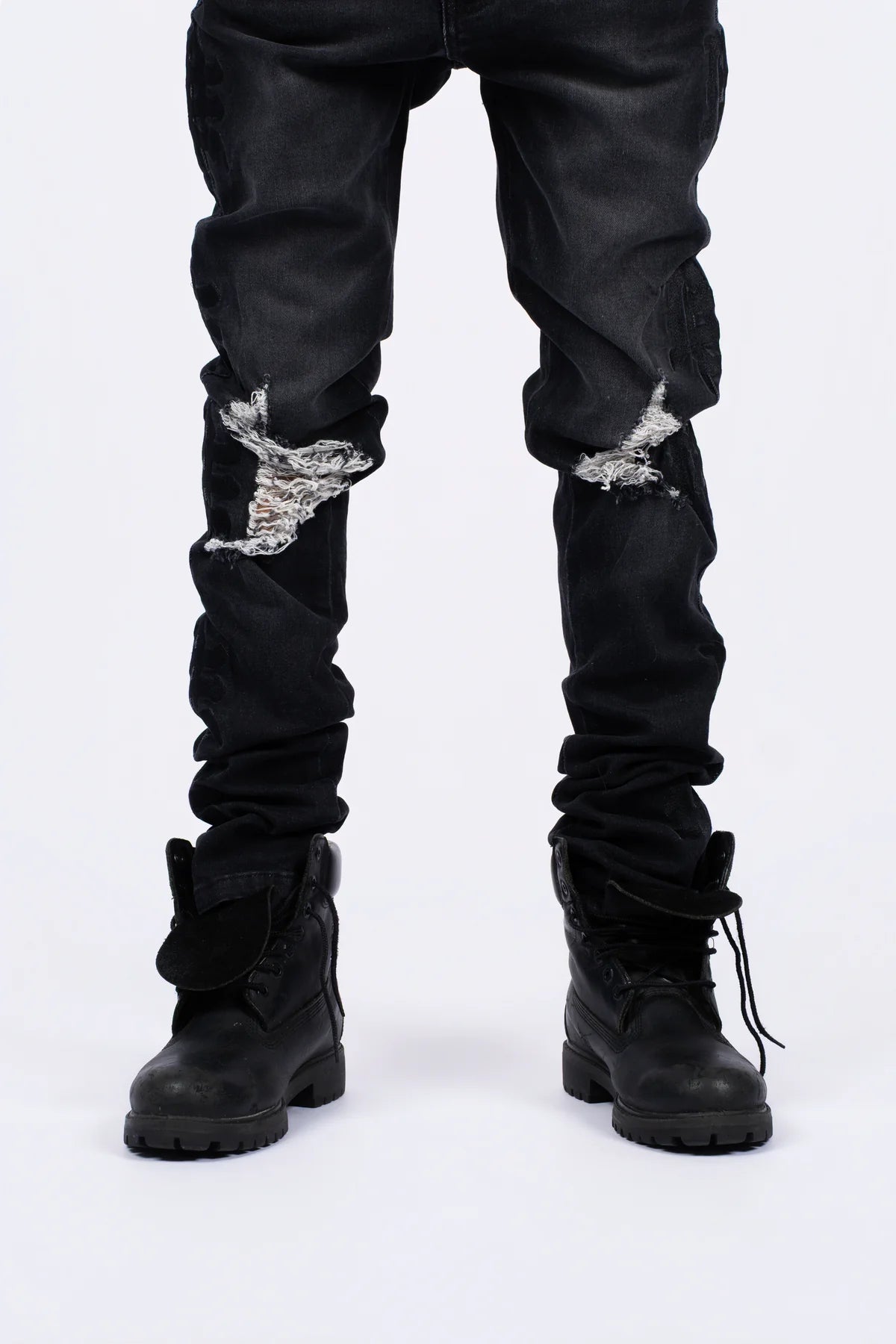 MIXED EMOTION Midnight Monogram Denim