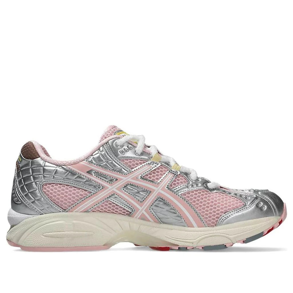GEL-NIMBUS 10.1 STRAWBERRY CREAM/STRAWBERRY CREAM