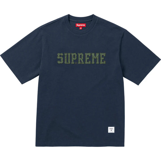 SUPREME TWILL APPLIQUE S/S TOP- NAVY