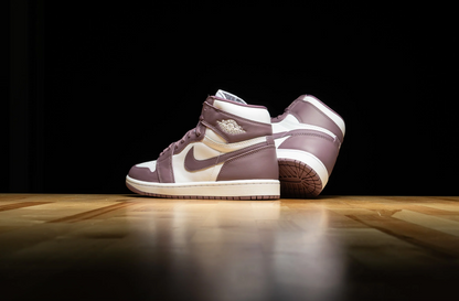 Air Jordan 1 Retro High OG Mauve