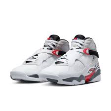 Air Jordan 8 Retro 'Bugs Bunny' 2025 305381-100