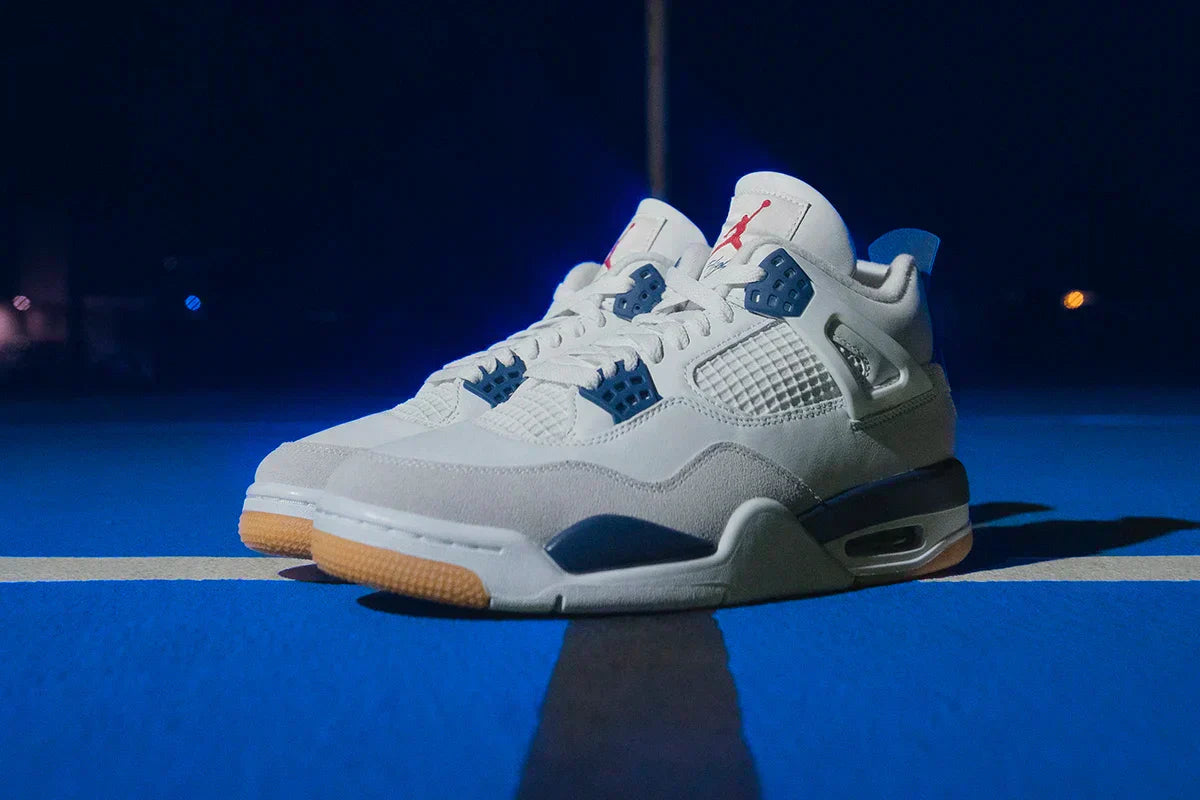 Air Jordan 4 Retro SB Navy DR5415-100
